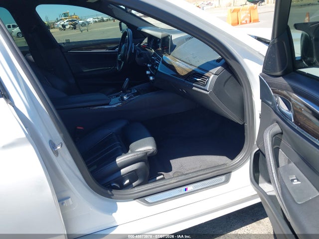 Продажа на аукционе авто 2018 Bmw 540i, vin: WBAJE5C51JWA96519, номер лота: 45573978