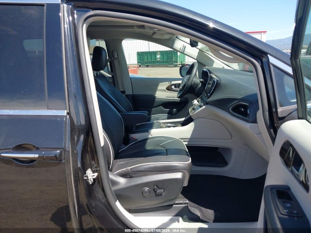 Продажа на аукционе авто 2023 Chrysler Pacifica Hybrid Limited, vin: 2C4RC1S72PR614367, номер лота: 45574060