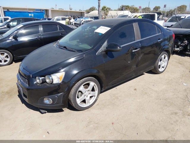 Chevrolet Sonic Ltz Auto 2016 1G1JE5SB4G4155017 Image 2