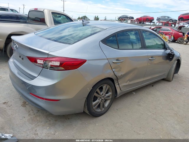 Hyundai ELANTRA SE 2017 5NPD84LF1HH186762 Image 4