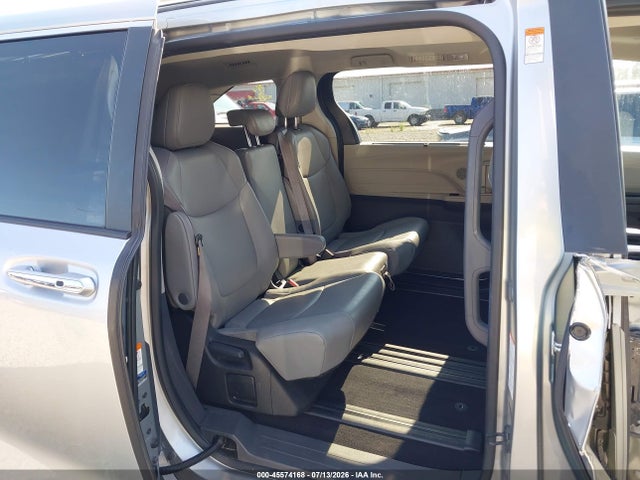 Aukcja sprzedaży 2022 Toyota Sienna Xle, vin: 5TDJRKEC9NS135975, numer aukcji: 45574168