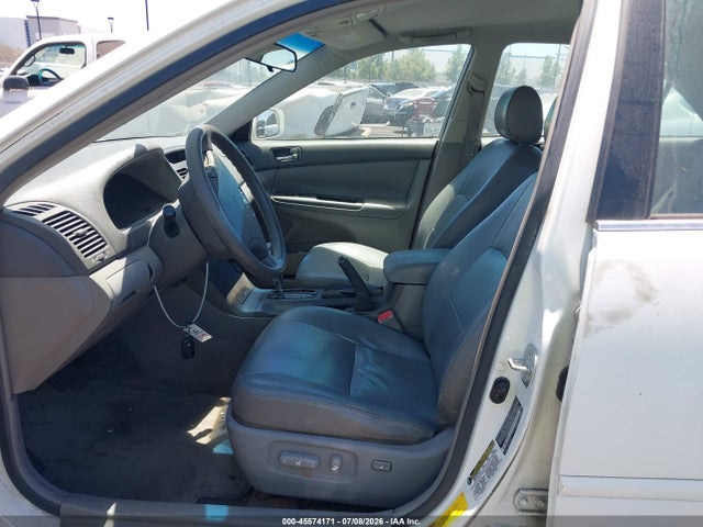 45574171 :رقم المزاد ، 4T1BE30K05U404540 vin ، 2005 Toyota Camry Le مزاد بيع