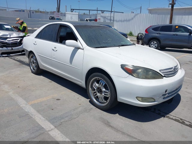 45574178 :رقم المزاد ، JTDBE32K120037247 vin ، 2002 Toyota Camry Se مزاد بيع