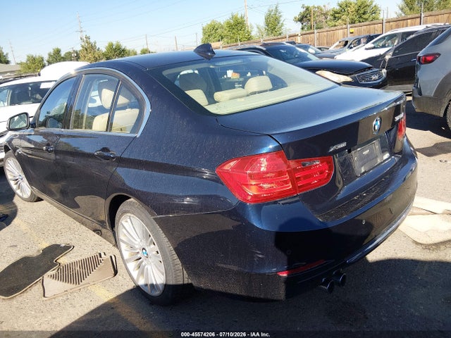BMW 328i Xdrive 2014 WBA3B3C5XEF545155 Image 3