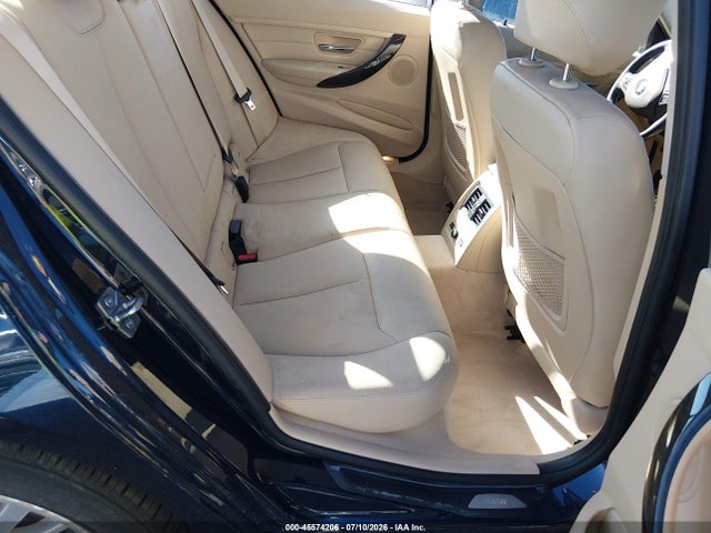 BMW 328i Xdrive 2014 WBA3B3C5XEF545155 Image 8