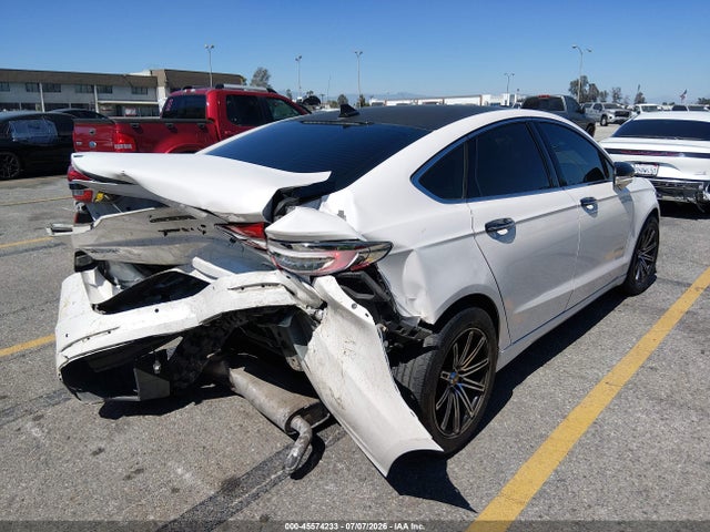 3FA6P0MU8KR195888 Ford Fusion Hybrid Sel