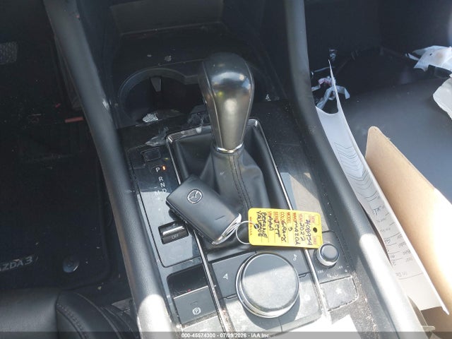 JM1BPALL9N1522322 Mazda Mazda3 Preferred