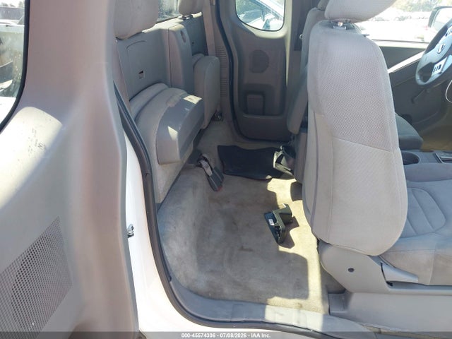 Nissan FRONTIER S 2017 1N6BD0CT0HN731851 Image 8