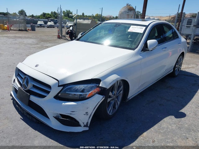 Mercedes-Benz C 300 2020 W1KWF8DB1LR599743 Image 2