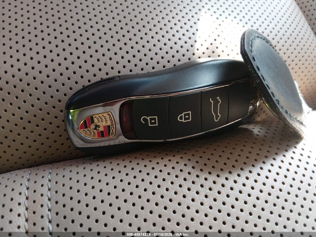 WP1AA2A54RLB00328 Porsche Macan T