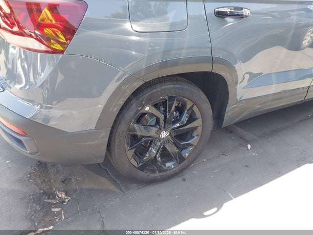 45574320 :رقم المزاد ، 3VVJX7B2XRM119533 vin ، 2024 Volkswagen Taos 1.5t Se Black مزاد بيع