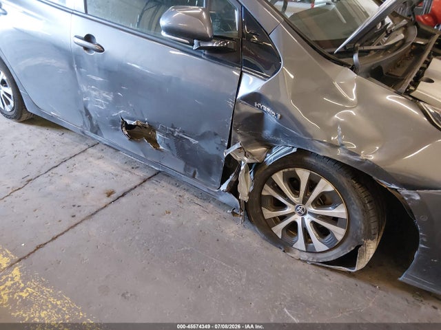 Toyota Prius Le 2019 JTDL9RFU1K3006781 Image 6