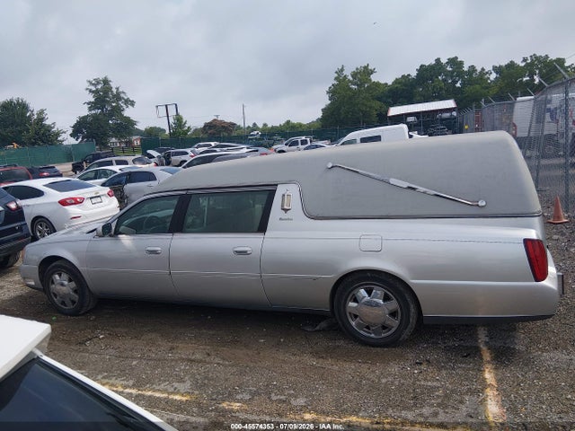 2001 Cadillac Deville Standard მანქანა იყიდება აუქციონზე, vin: 1GEEH90Y01U500329, აუქციონის ნომერი: 45574353