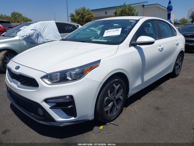 KIA Forte Lxs 2019 3KPF24AD1KE051689 Image 2