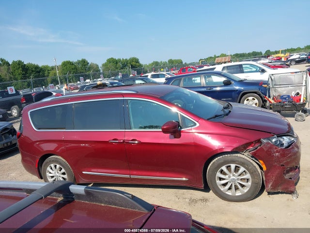 45574388 :رقم المزاد ، 2C4RC1BGXKR547865 vin ، 2019 Chrysler Pacifica Touring L مزاد بيع