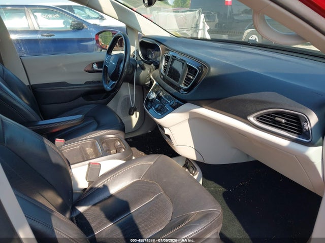 45574388 :رقم المزاد ، 2C4RC1BGXKR547865 vin ، 2019 Chrysler Pacifica Touring L مزاد بيع