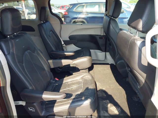 45574388 :رقم المزاد ، 2C4RC1BGXKR547865 vin ، 2019 Chrysler Pacifica Touring L مزاد بيع
