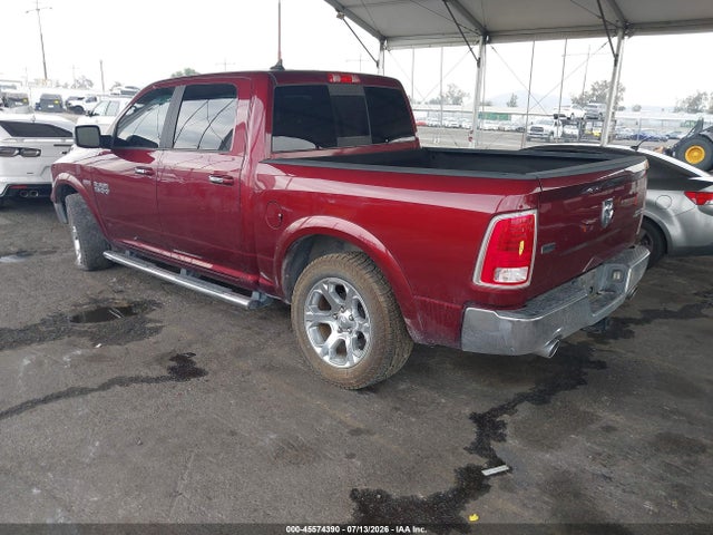 1C6RR7NT0HS780713 RAM 1500 Laramie 4x4 5&#039;7 Box