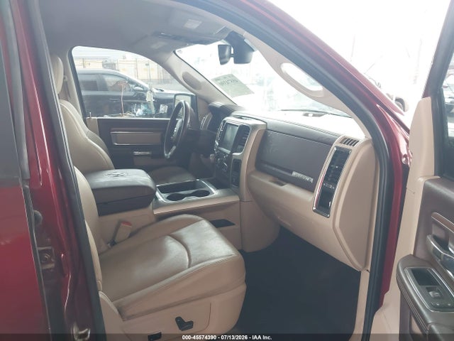 1C6RR7NT0HS780713 RAM 1500 Laramie 4x4 5&#039;7 Box