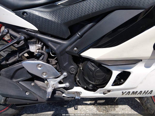 Yamaha Yzfr3 A 2019 MH3RH18Y5KK002187 Image 8
