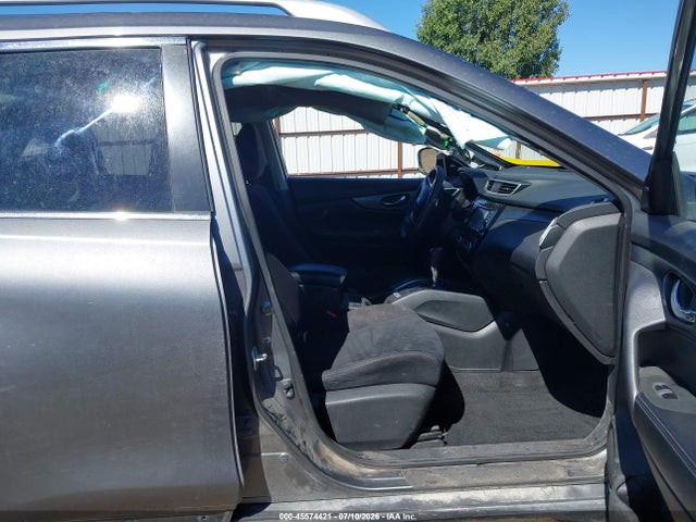 JN8AT2MV6GW145875 Nissan ROGUE SV
