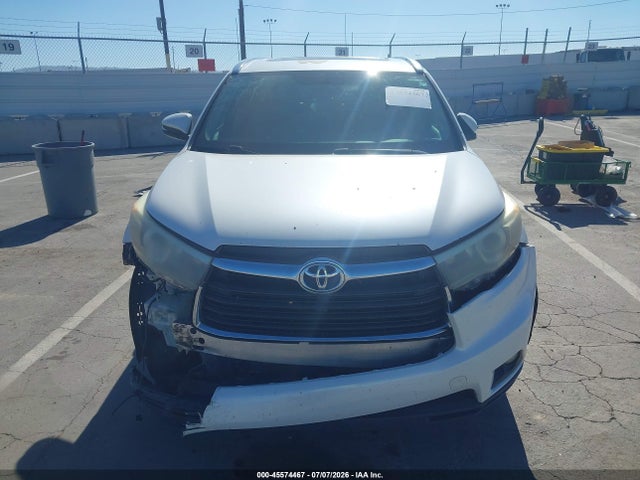 Toyota Highlander Xle V6 2015 5TDKKRFH9FS118817 Image 16