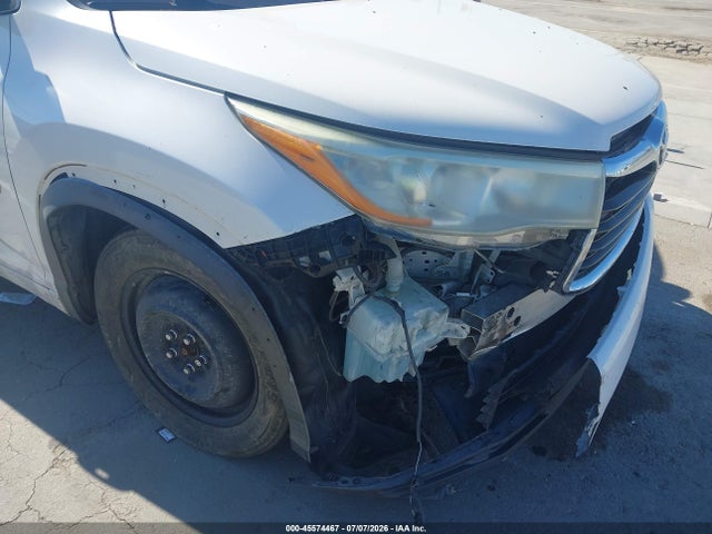 Toyota Highlander Xle V6 2015 5TDKKRFH9FS118817 Image 6
