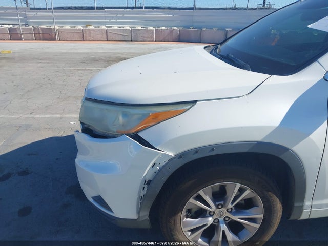 Toyota Highlander Xle V6 2015 5TDKKRFH9FS118817 Image 13