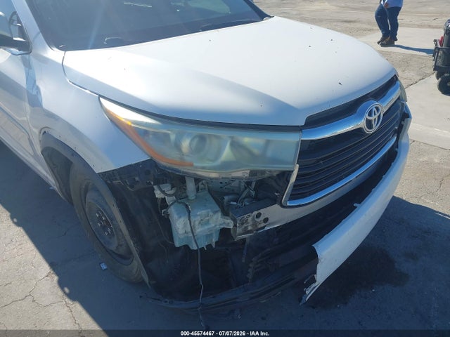 Toyota Highlander Xle V6 2015 5TDKKRFH9FS118817 Image 15