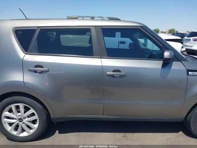 KIA SOUL + 2018 KNDJP3A57J7539932 Image 14