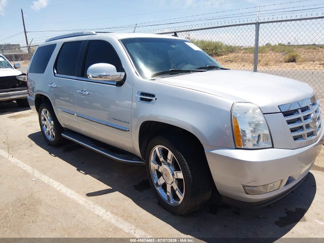 45574483 :رقم المزاد ، 1GYS4BEF7ER231061 vin ، 2014 Cadillac Escalade Luxury مزاد بيع