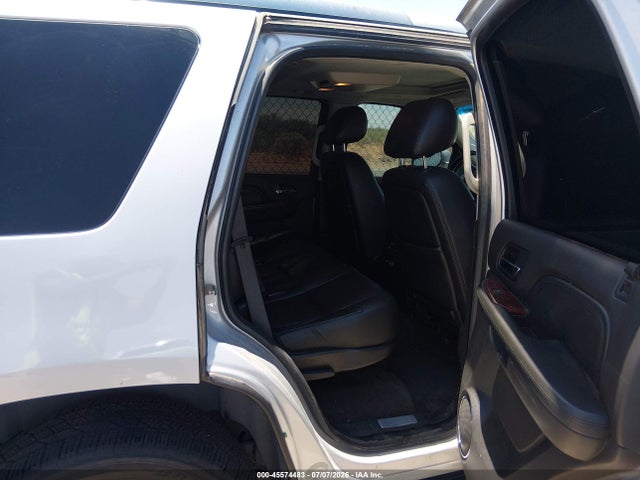 45574483 :رقم المزاد ، 1GYS4BEF7ER231061 vin ، 2014 Cadillac Escalade Luxury مزاد بيع