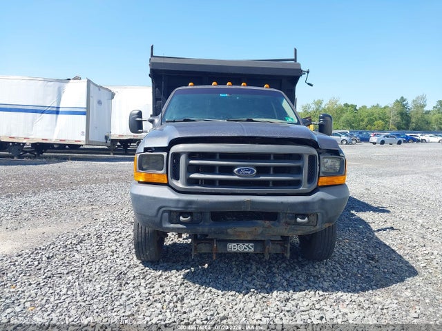 45574508 :رقم المزاد ، 1FDXF46S5XEE78999 vin ، 1999 Ford Super Duty F-450 Lariat/xl/xlt مزاد بيع