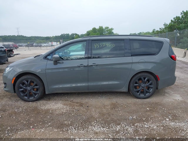 45574510 :رقم المزاد ، 2C4RC1BG8LR266424 vin ، 2020 Chrysler Pacifica Touring L مزاد بيع