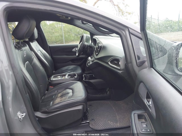 45574510 :رقم المزاد ، 2C4RC1BG8LR266424 vin ، 2020 Chrysler Pacifica Touring L مزاد بيع