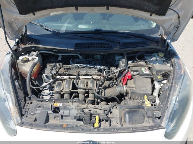 3FADP4BJ6GM105150 Ford FIESTA SE