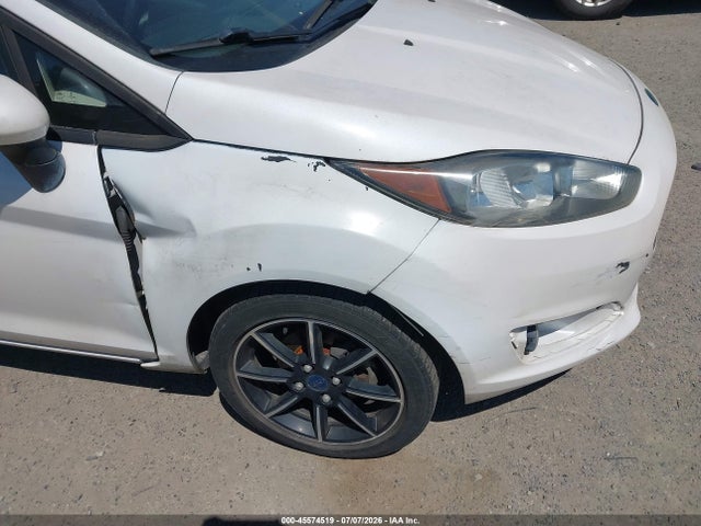 3FADP4BJ6GM105150 Ford FIESTA SE