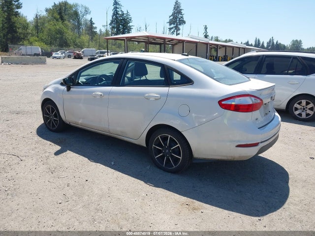 3FADP4BJ6GM105150 Ford FIESTA SE