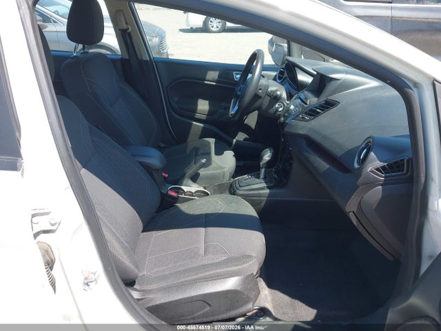 3FADP4BJ6GM105150 Ford FIESTA SE