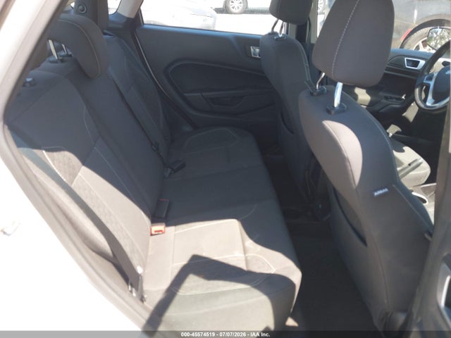 3FADP4BJ6GM105150 Ford FIESTA SE
