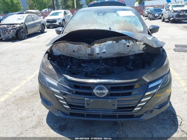 2024 Nissan Versa 1.6 Sv მანქანა იყიდება აუქციონზე, vin: 3N1CN8EV2RL842584, აუქციონის ნომერი: 45574526