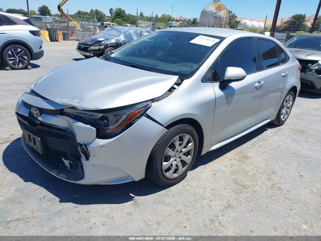 JTDEPRAE9LJ105005 Toyota COROLLA LE
