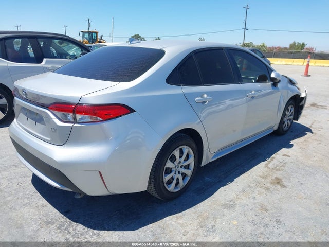 JTDEPRAE9LJ105005 Toyota COROLLA LE