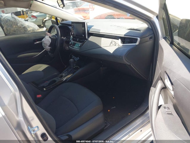 JTDEPRAE9LJ105005 Toyota COROLLA LE
