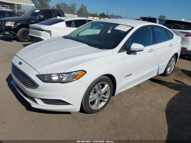 3FA6P0LU8JR269651 Ford Fusion Hybrid Se