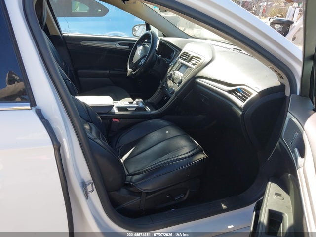 3FA6P0LU8JR269651 Ford Fusion Hybrid Se
