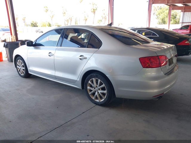 3VWD17AJ5EM253203 Volkswagen Jetta 1.8t Se