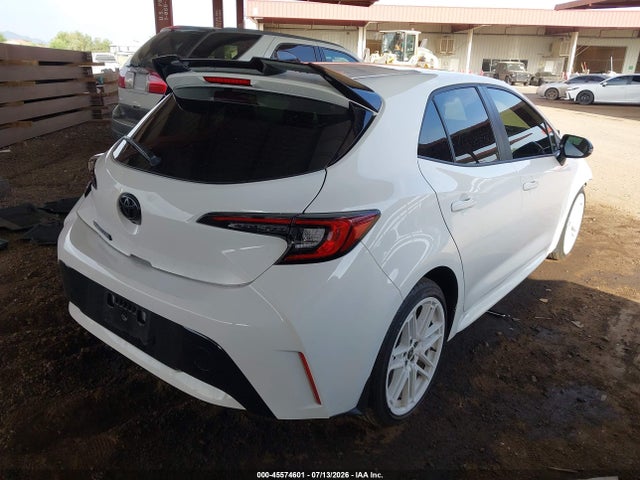 JTND4MBE7T3258388 Toyota COROLLA SE