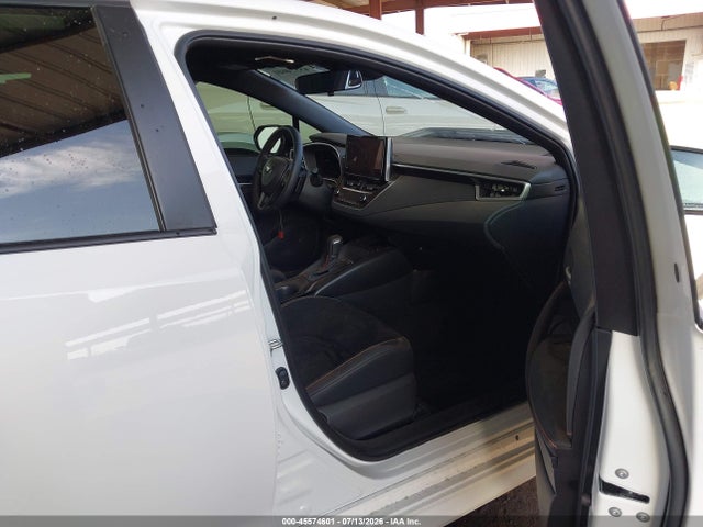 JTND4MBE7T3258388 Toyota COROLLA SE