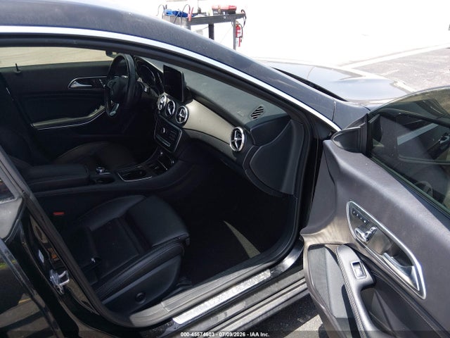 2019 Mercedes-benz Cla 250 4matic მანქანა იყიდება აუქციონზე, vin: WDDSJ4GB3KN709117, აუქციონის ნომერი: 45574603